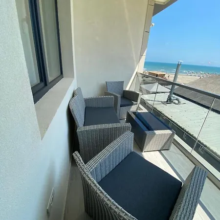 Luxury Prestige Năvodari